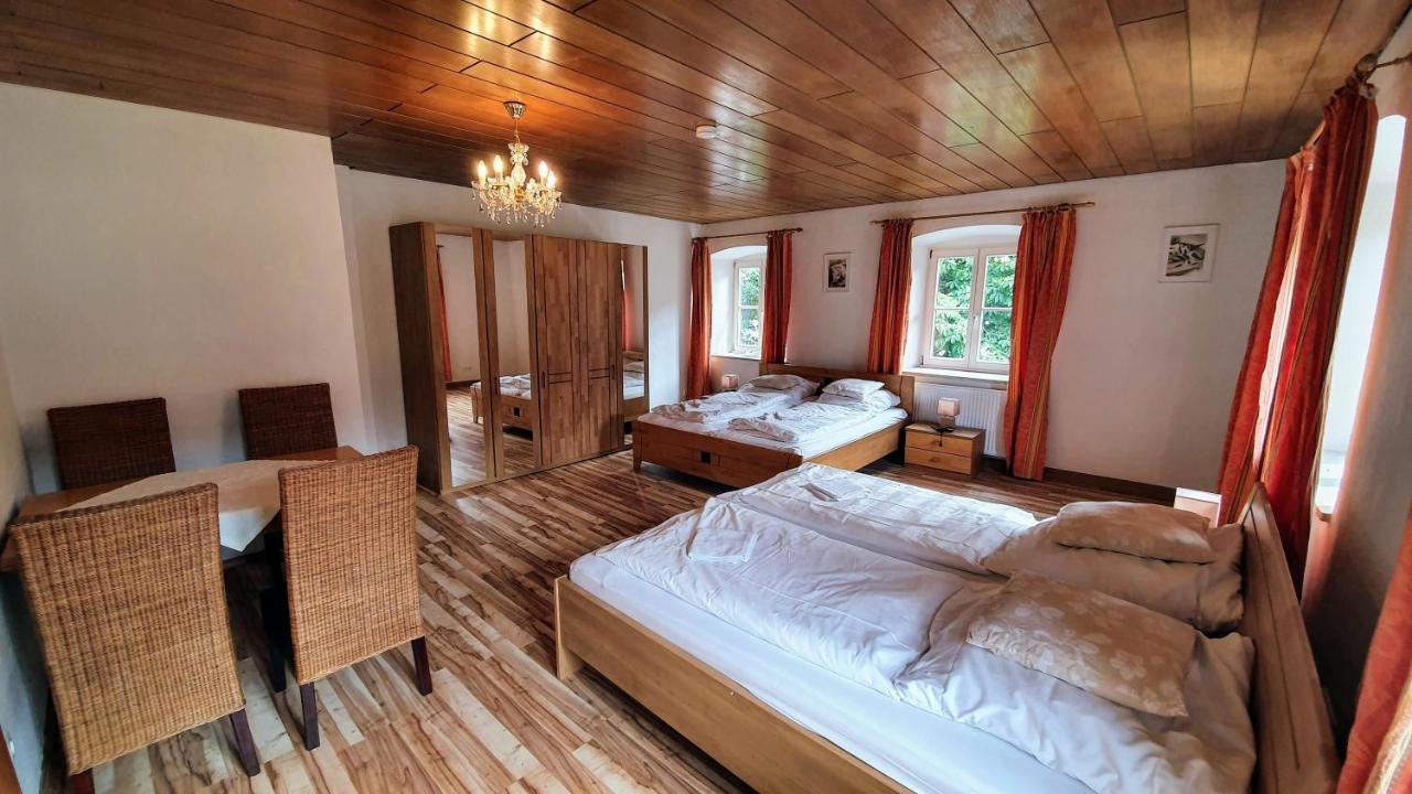 Wirtshaus Zum Baumbach Hotel Aschau im Chiemgau Bagian luar foto