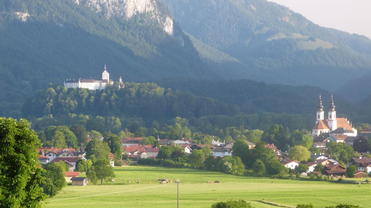 Wirtshaus Zum Baumbach Hotel Aschau im Chiemgau Bagian luar foto